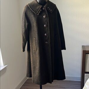 Mar-Del Modes Elegant Wool Vintage Coat. Preloved